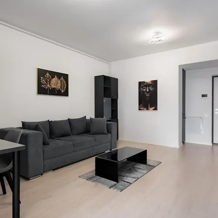 Luxury At Apartment *